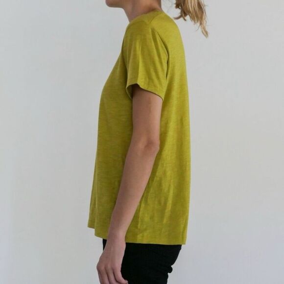 Vince Crew Neck Short Sleeve T-Shirt in ‘Cactus’ Chartreuse Green Size Medium - Picture 8 of 10
